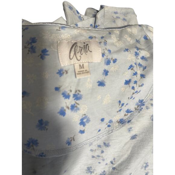 ARIA Granny Nightgown in Size Medium and Light Blue Flower Pattern - Picture 5 of 6